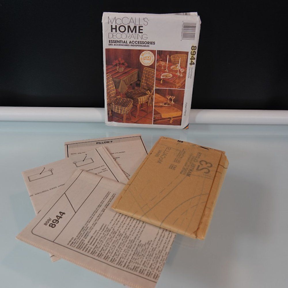 McCall's 8944 Sewing Pattern Home Decorating - Picture 3 of 4